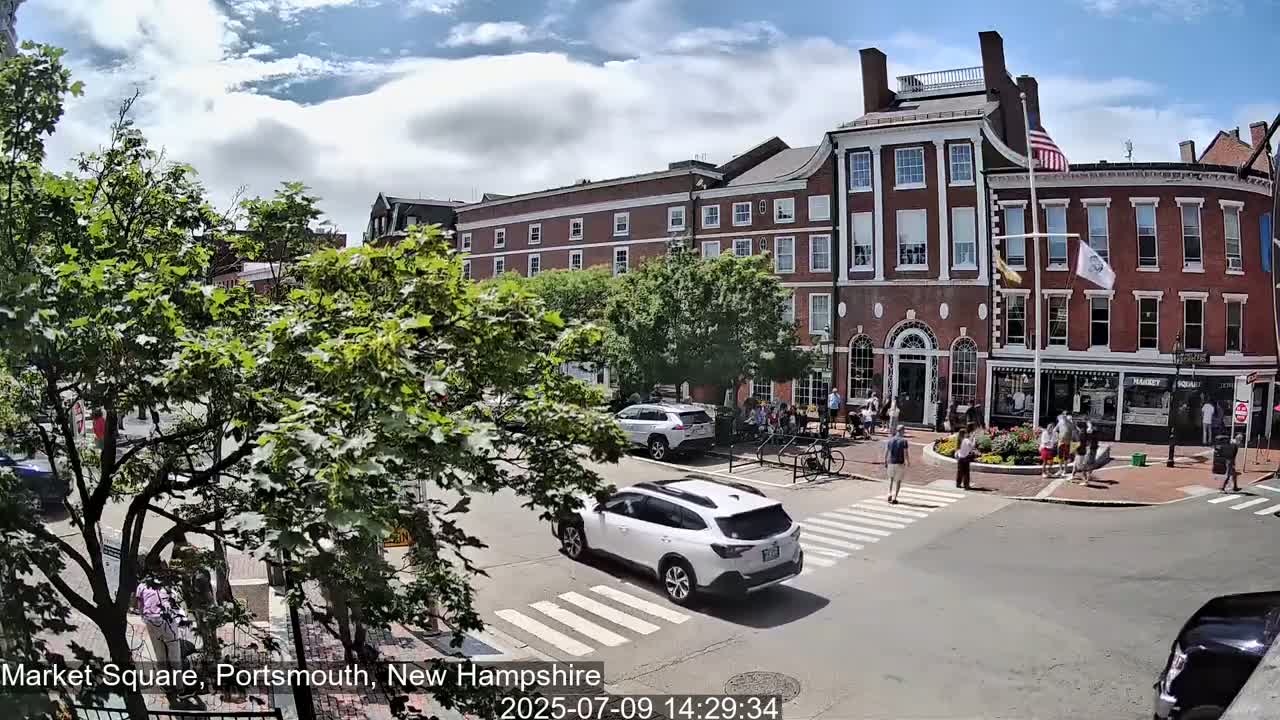 Portsmouth, Market Square Live Cam -  Portsmouth,  New Hampshire, USA