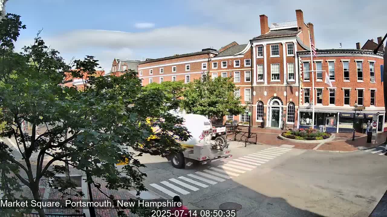 Portsmouth, Market Square Live Cam -  Portsmouth,  New Hampshire, USA