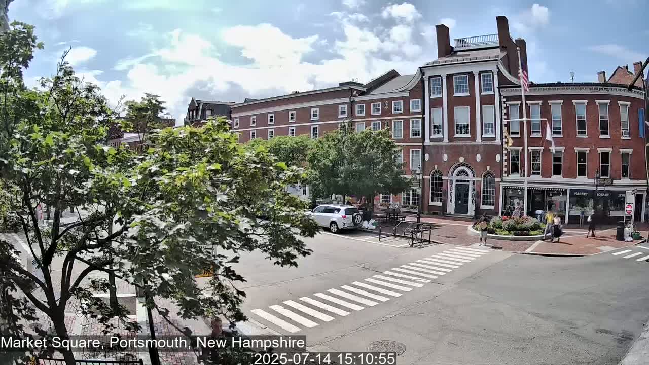 Portsmouth, Market Square Live Cam -  Portsmouth,  New Hampshire, USA