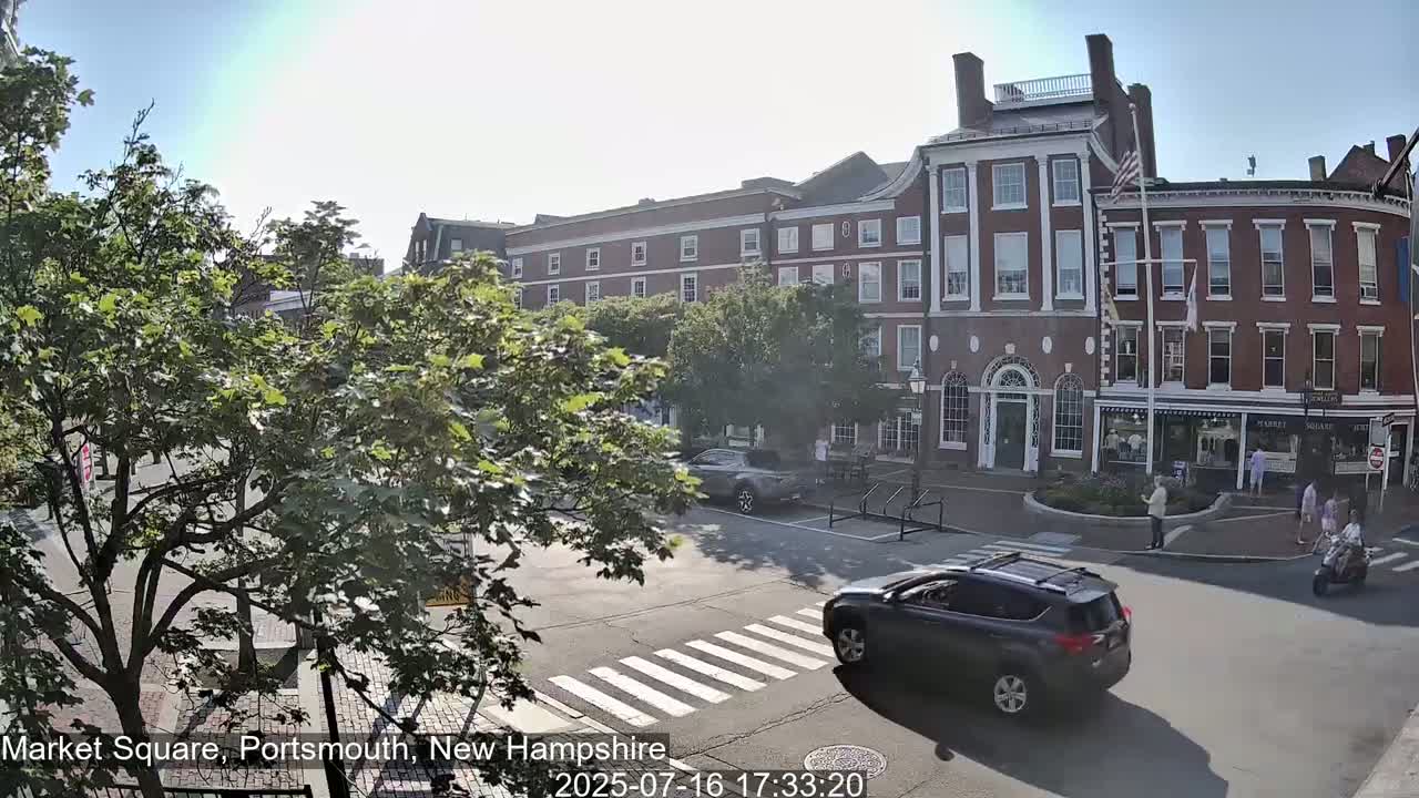 Portsmouth, Market Square Live Cam -  Portsmouth,  New Hampshire, USA
