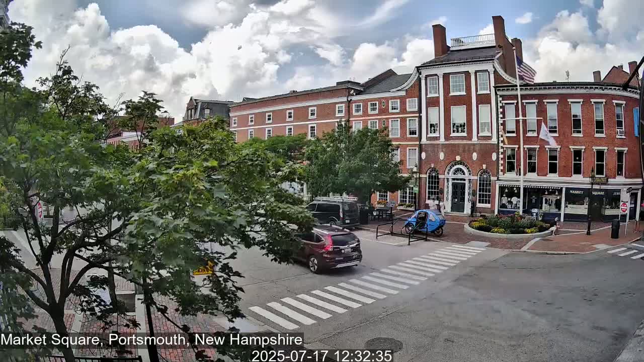 Portsmouth, Market Square Live Cam -  Portsmouth,  New Hampshire, USA