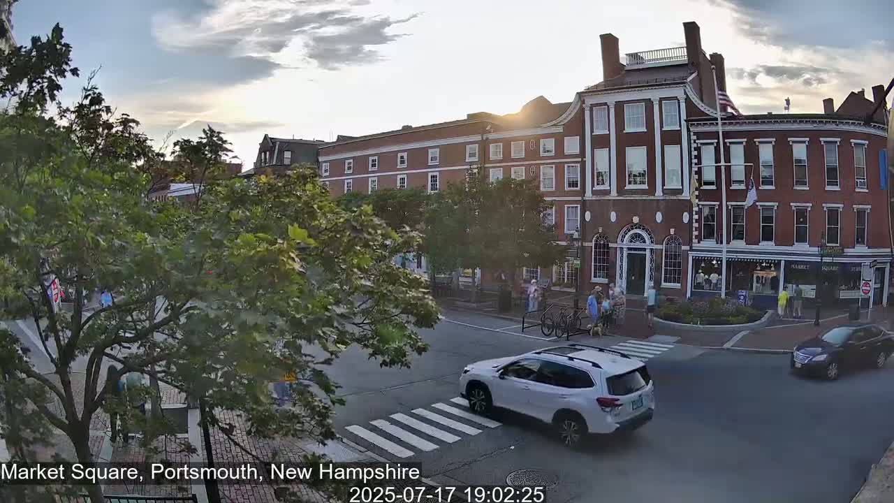 Portsmouth, Market Square Live Cam -  Portsmouth,  New Hampshire, USA