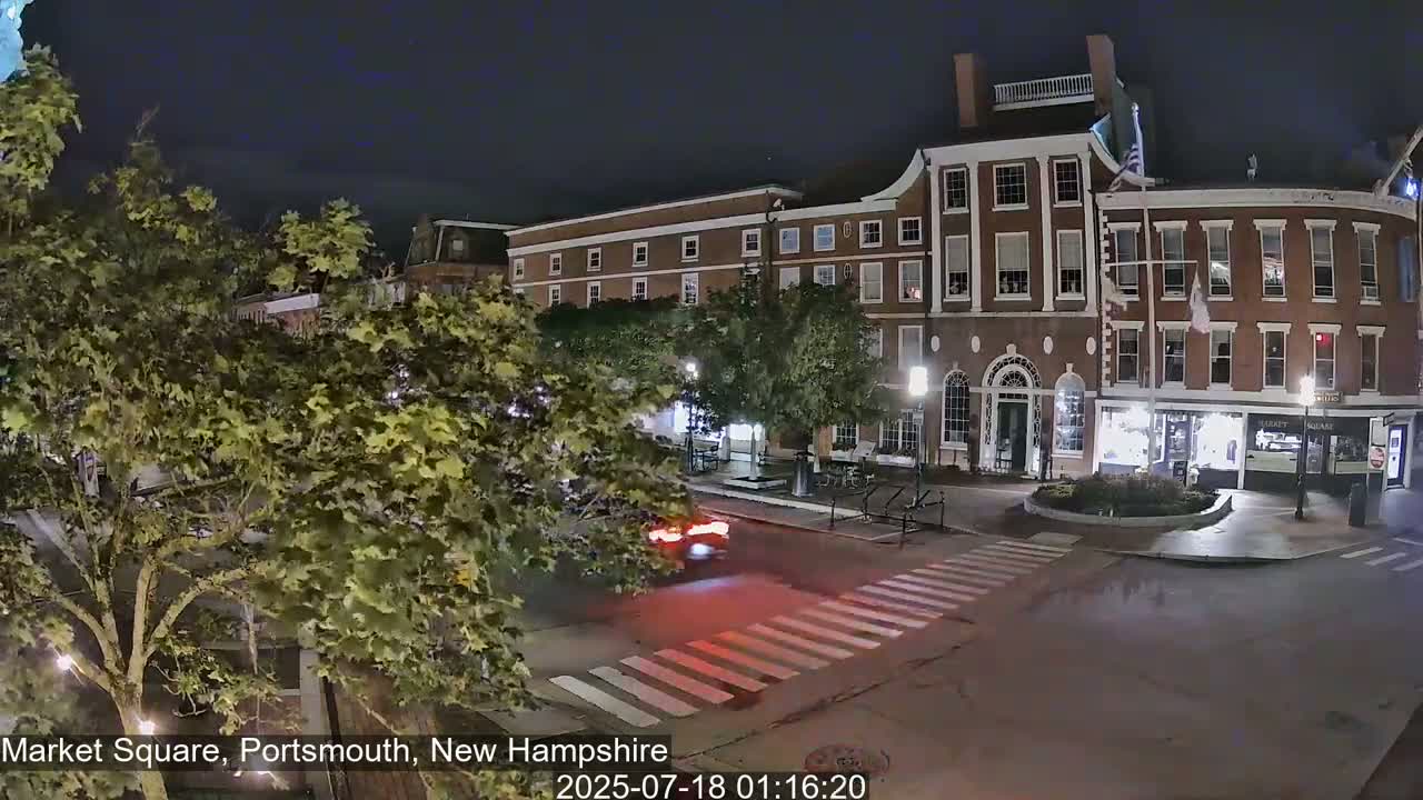 Portsmouth, Market Square Live Cam -  Portsmouth,  New Hampshire, USA