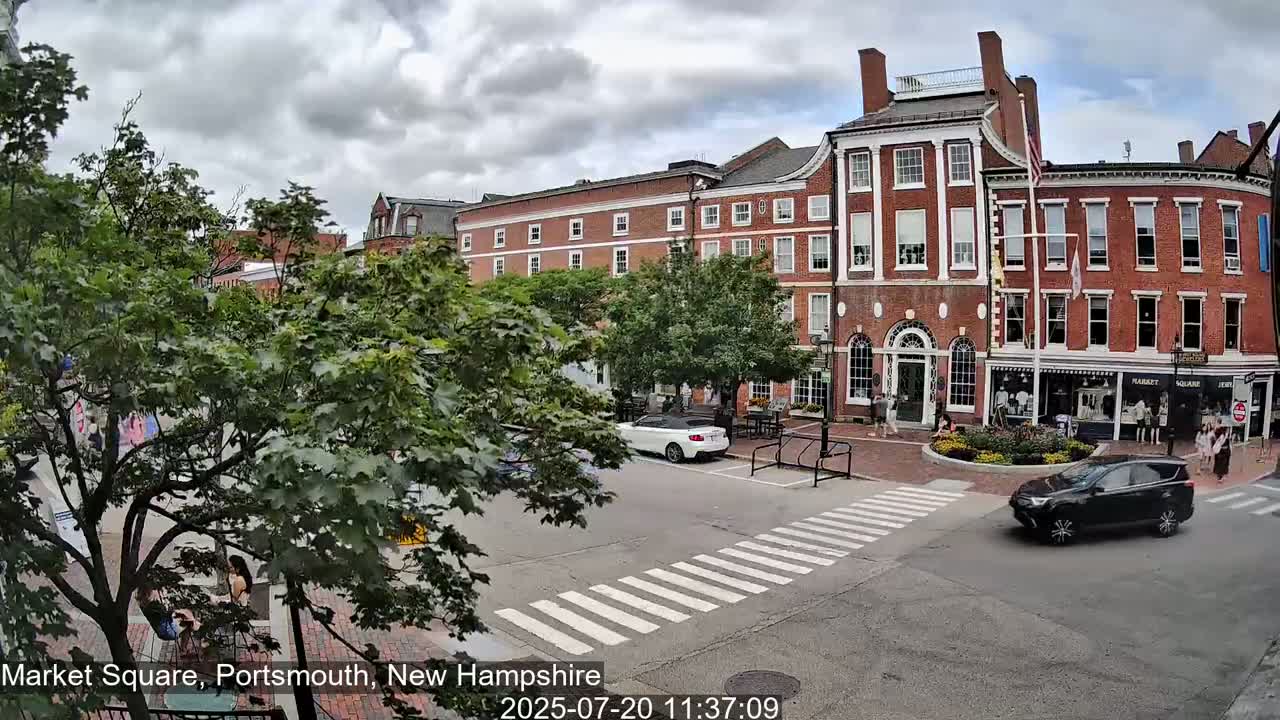 Portsmouth, Market Square Live Cam -  Portsmouth,  New Hampshire, USA