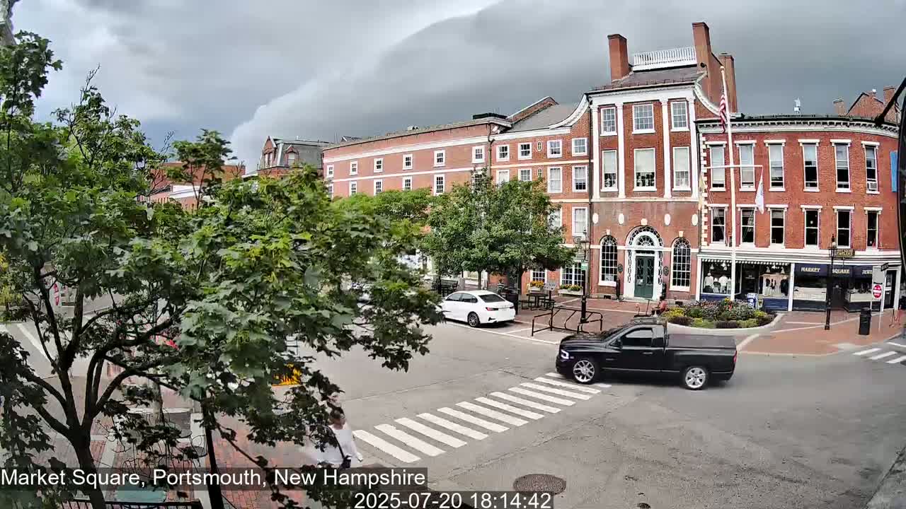 Portsmouth, Market Square Live Cam -  Portsmouth,  New Hampshire, USA