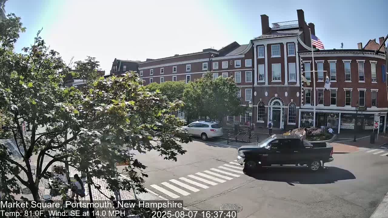 Portsmouth, Market Square Live Cam -  Portsmouth,  New Hampshire, USA