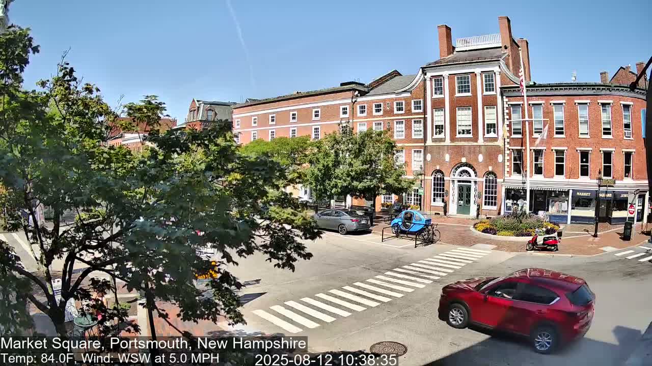 Portsmouth, Market Square Live Cam -  Portsmouth,  New Hampshire, USA