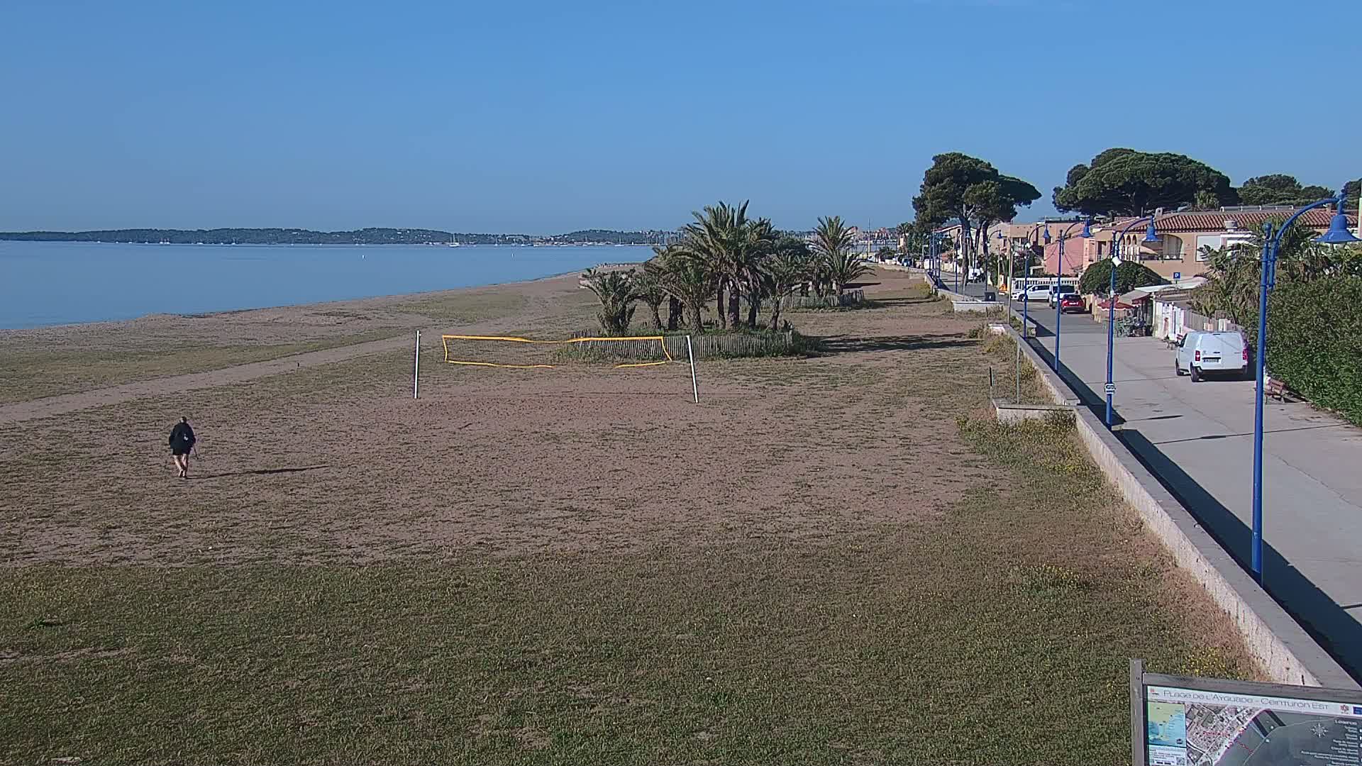 Hyeres, Plage de l'Ayguade Beach & Ayguade  Live Cam - Toulon, Var, Provence-Alpes-Cote d’Azur, France 