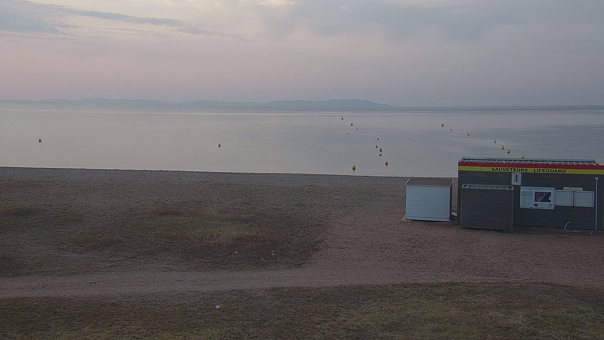 Hyeres, Plage de l'Ayguade Beach & Ayguade  Live Cam - Toulon, Var, Provence-Alpes-Cote d’Azur, France 