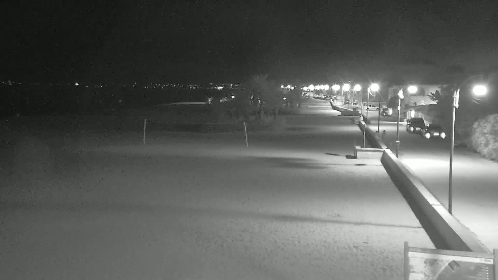Hyeres, Plage de l'Ayguade Beach & Ayguade  Live Cam - Toulon, Var, Provence-Alpes-Cote d’Azur, France 