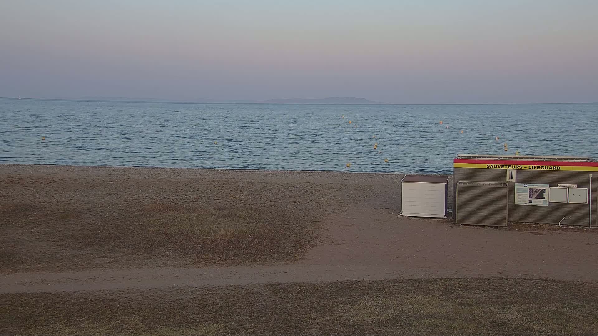 Hyeres, Plage de l'Ayguade Beach & Ayguade  Live Cam - Toulon, Var, Provence-Alpes-Cote d’Azur, France 