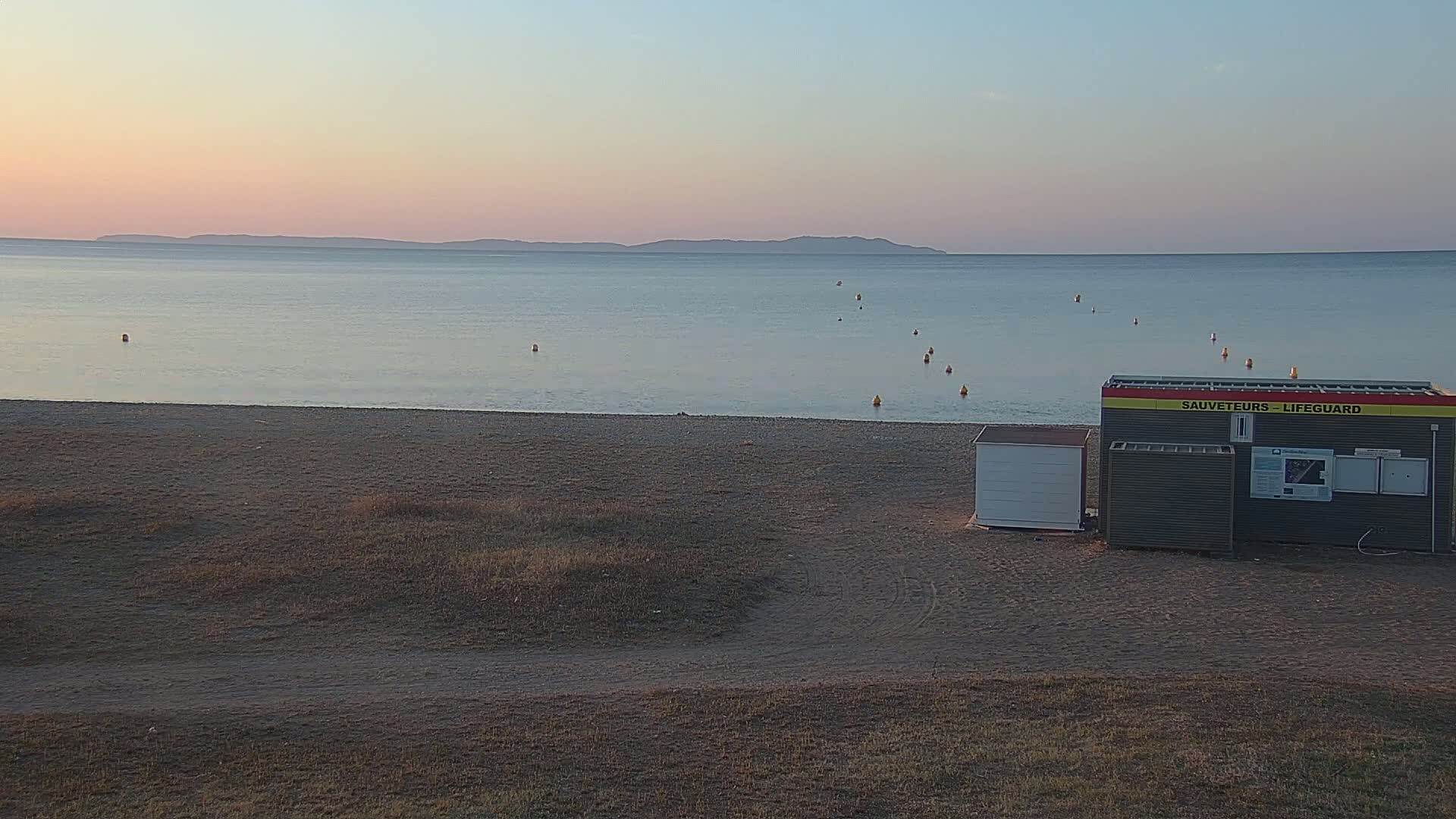 Hyeres, Plage de l'Ayguade Beach & Ayguade  Live Cam - Toulon, Var, Provence-Alpes-Cote d’Azur, France 