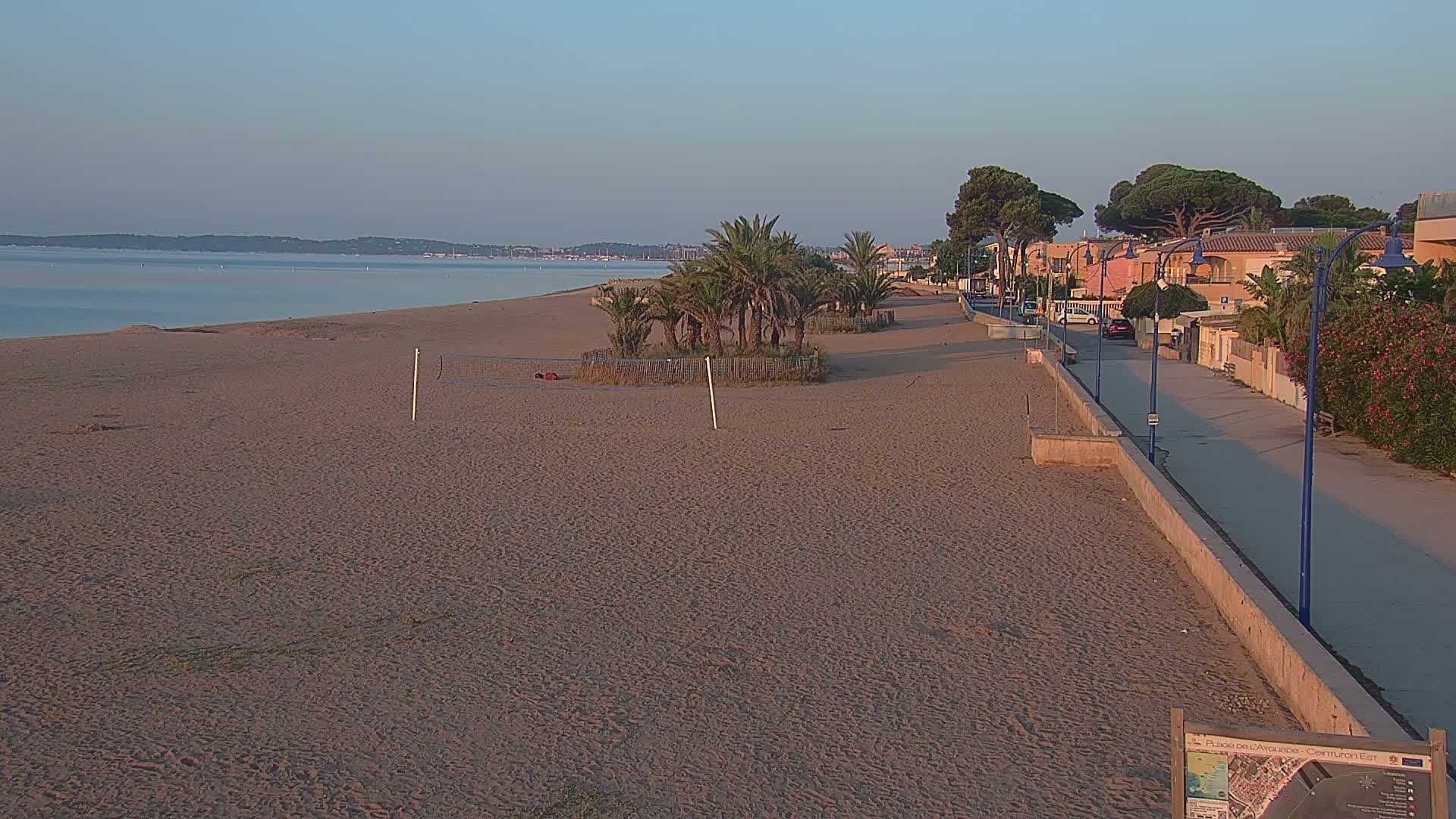 Hyeres, Plage de l'Ayguade Beach & Ayguade  Live Cam - Toulon, Var, Provence-Alpes-Cote d’Azur, France 