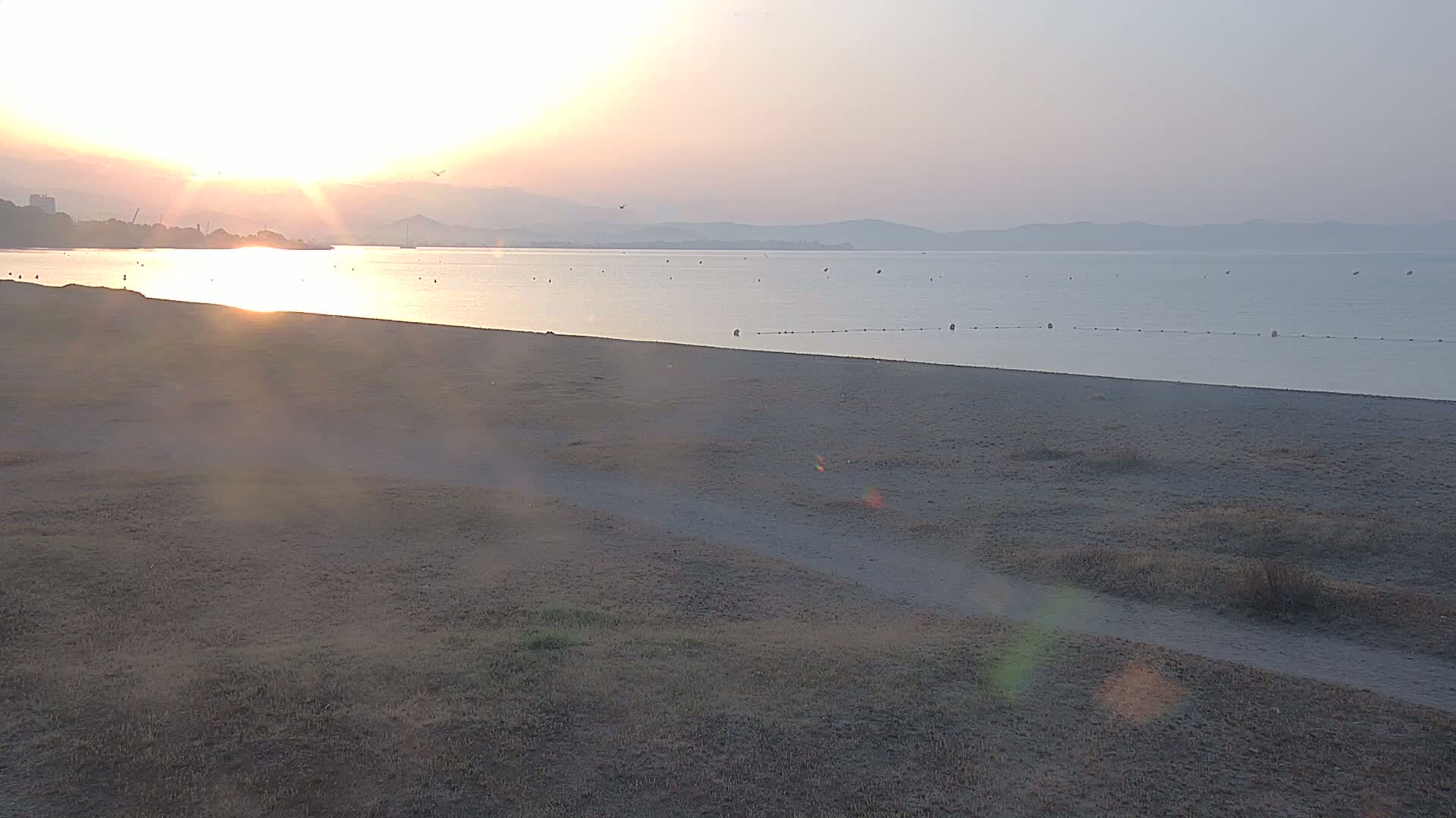 Hyeres, Plage de l'Ayguade Beach & Ayguade  Live Cam - Toulon, Var, Provence-Alpes-Cote d’Azur, France 