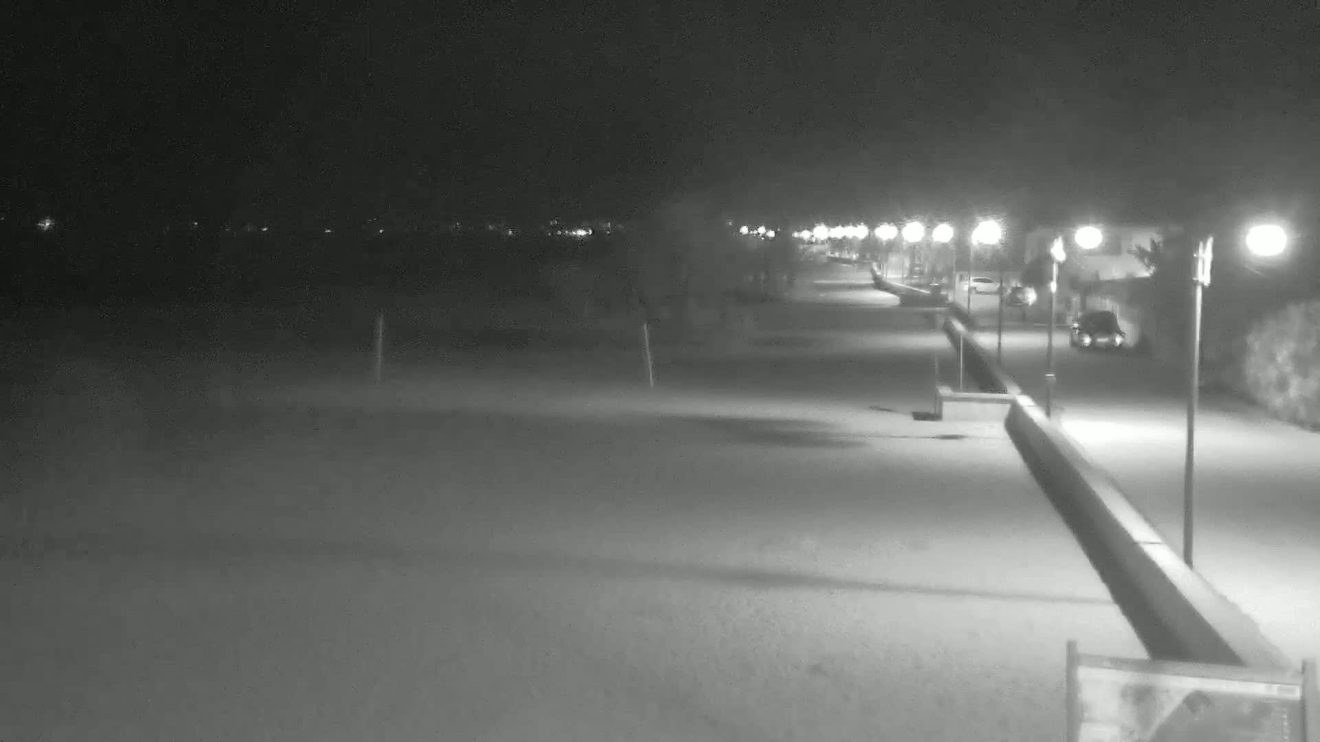 Hyeres, Plage de l'Ayguade Beach & Ayguade  Live Cam - Toulon, Var, Provence-Alpes-Cote d’Azur, France 
