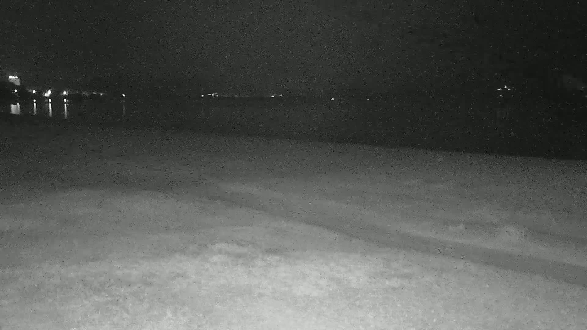 Hyeres, Plage de l'Ayguade Beach & Ayguade  Live Cam - Toulon, Var, Provence-Alpes-Cote d’Azur, France 
