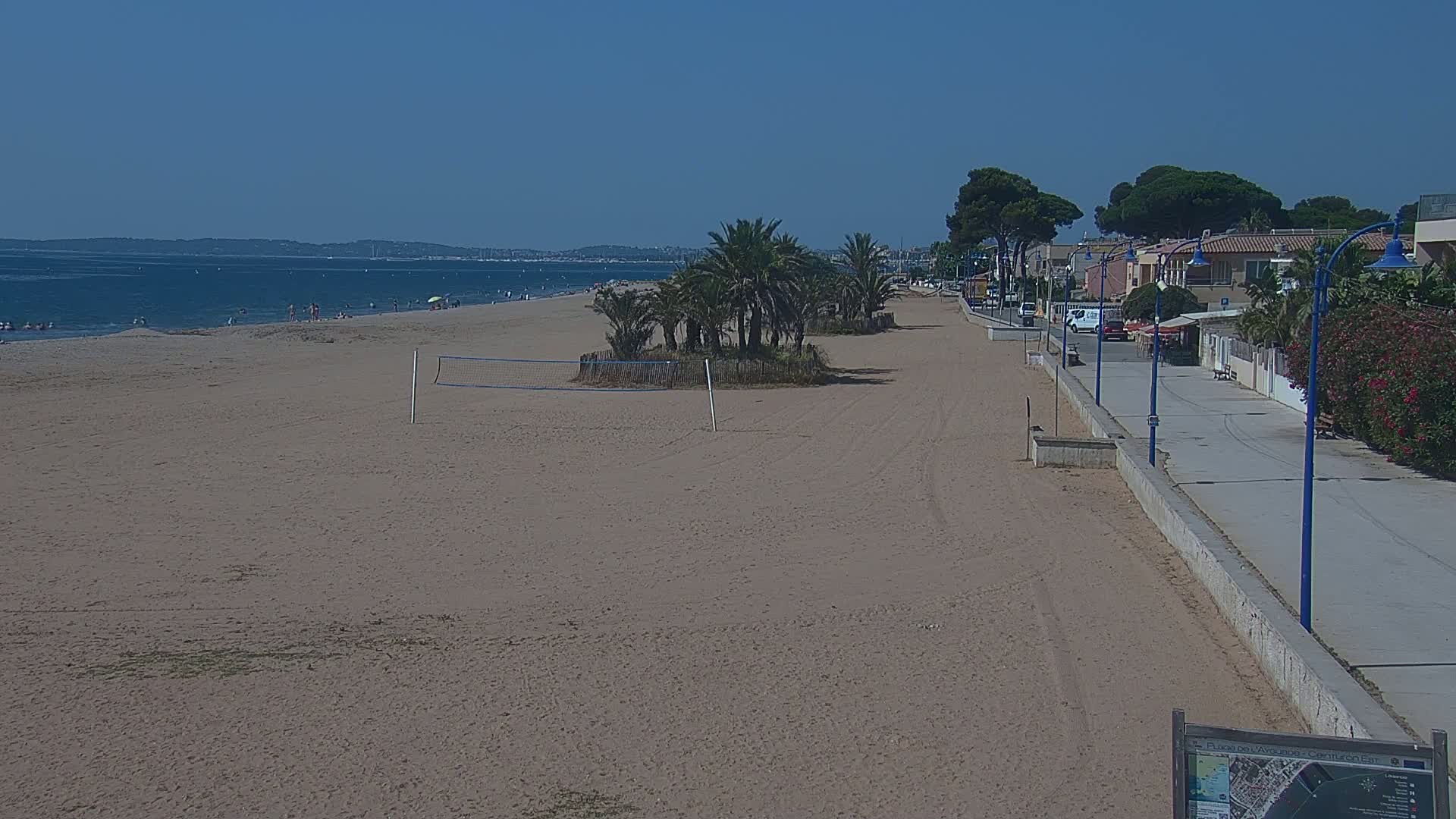 Hyeres, Plage de l'Ayguade Beach & Ayguade  Live Cam - Toulon, Var, Provence-Alpes-Cote d’Azur, France 