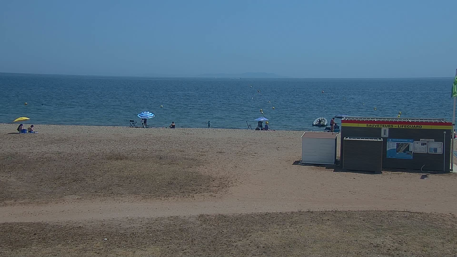Hyeres, Plage de l'Ayguade Beach & Ayguade  Live Cam - Toulon, Var, Provence-Alpes-Cote d’Azur, France 