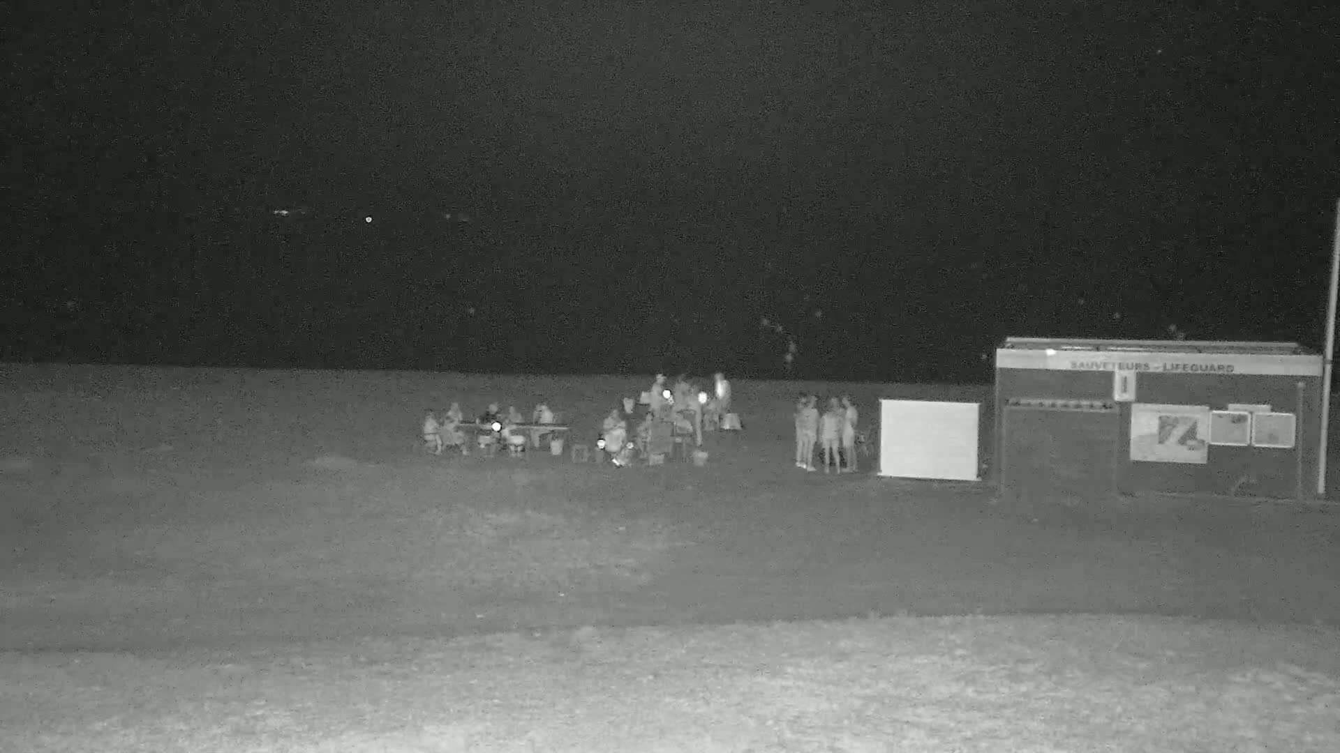Hyeres, Plage de l'Ayguade Beach & Ayguade  Live Cam - Toulon, Var, Provence-Alpes-Cote d’Azur, France 