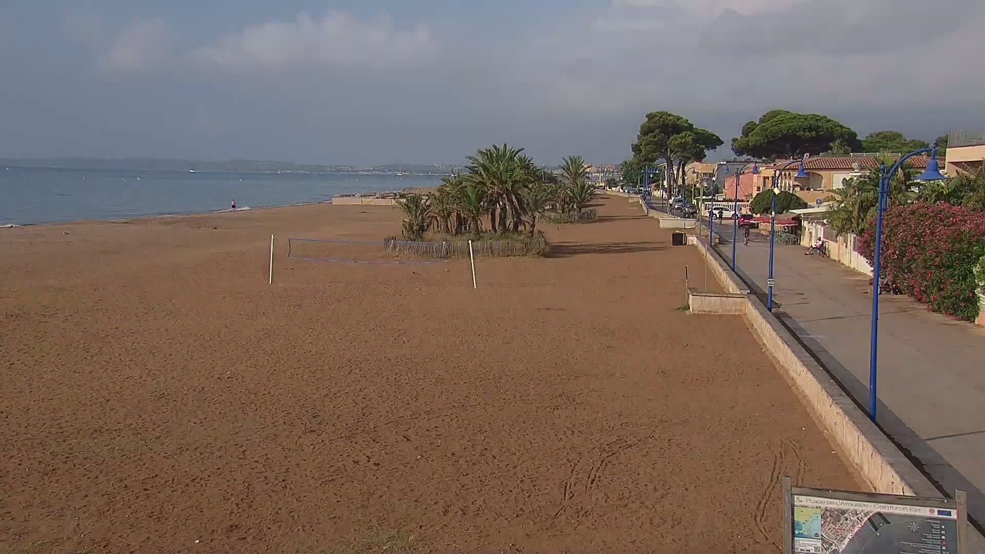 Hyeres, Plage de l'Ayguade Beach & Ayguade  Live Cam - Toulon, Var, Provence-Alpes-Cote d’Azur, France 