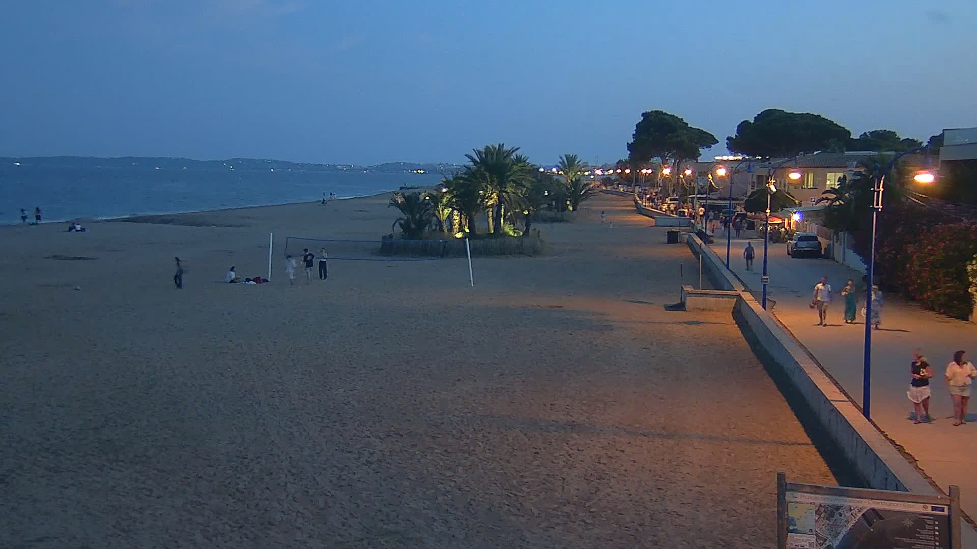Hyeres, Plage de l'Ayguade Beach & Ayguade  Live Cam - Toulon, Var, Provence-Alpes-Cote d’Azur, France 