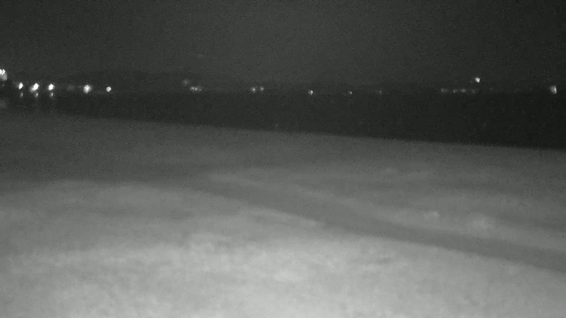 Hyeres, Plage de l'Ayguade Beach & Ayguade  Live Cam - Toulon, Var, Provence-Alpes-Cote d’Azur, France 