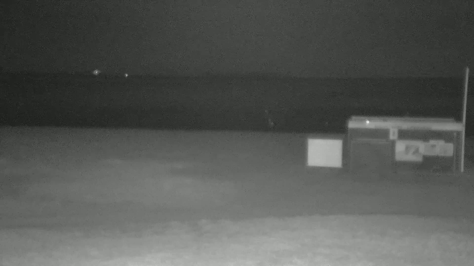 Hyeres, Plage de l'Ayguade Beach & Ayguade  Live Cam - Toulon, Var, Provence-Alpes-Cote d’Azur, France 