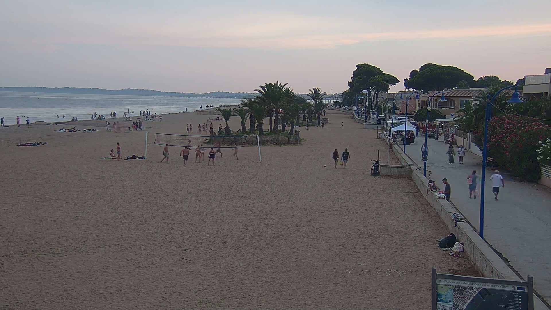 Hyeres, Plage de l'Ayguade Beach & Ayguade  Live Cam - Toulon, Var, Provence-Alpes-Cote d’Azur, France 