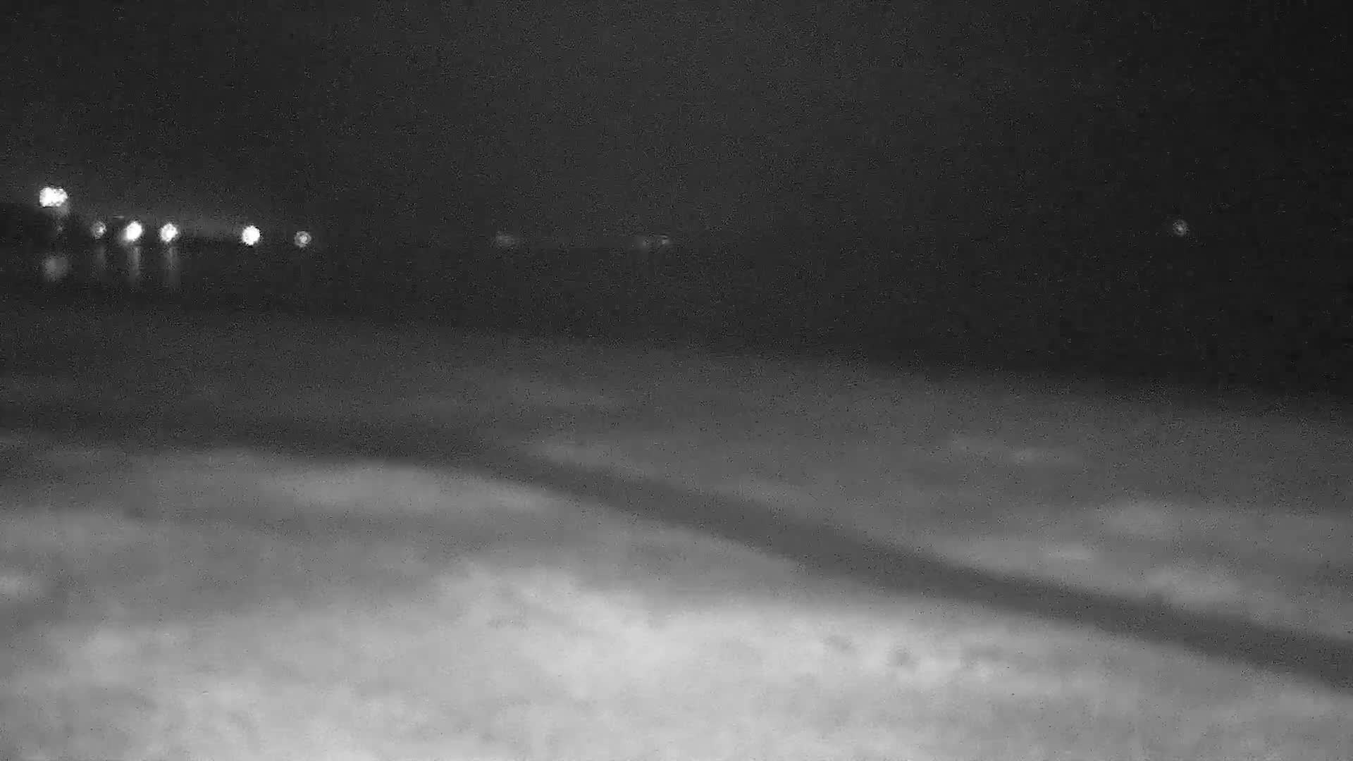 Hyeres, Plage de l'Ayguade Beach & Ayguade  Live Cam - Toulon, Var, Provence-Alpes-Cote d’Azur, France 