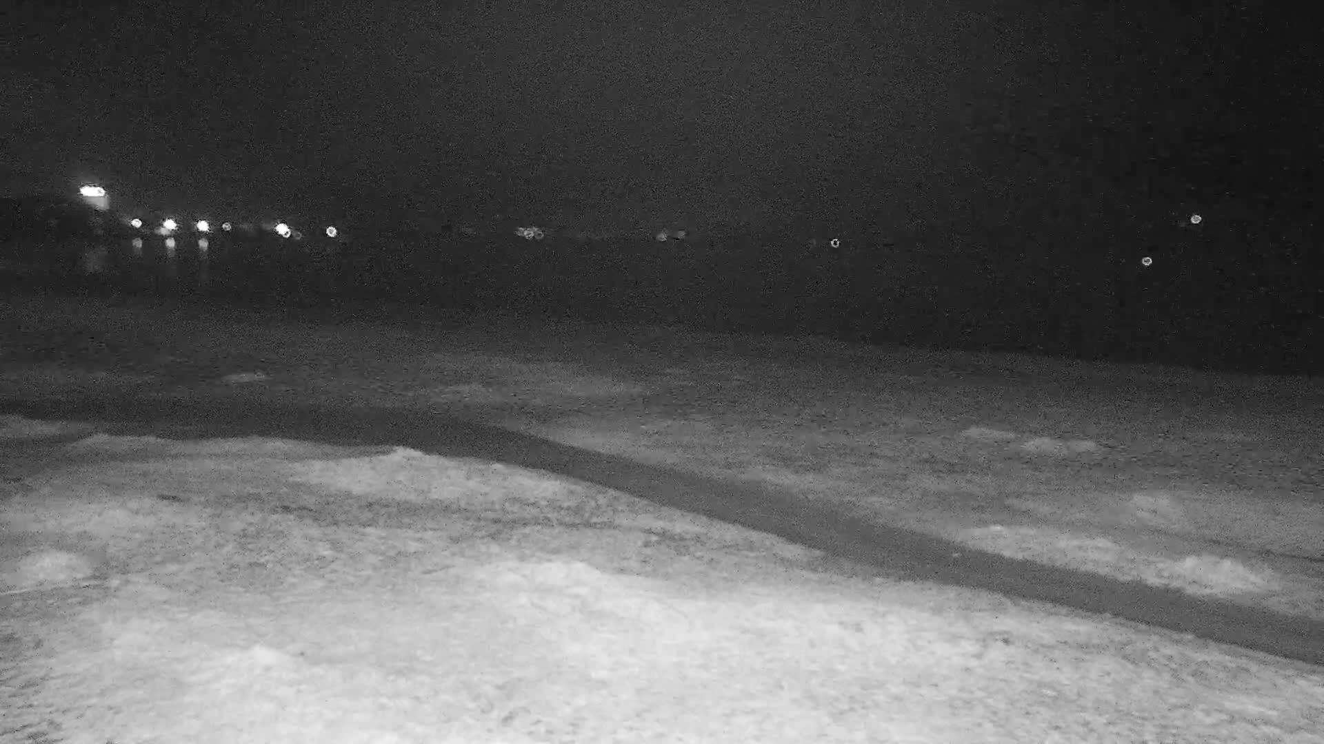 Hyeres, Plage de l'Ayguade Beach & Ayguade  Live Cam - Toulon, Var, Provence-Alpes-Cote d’Azur, France 