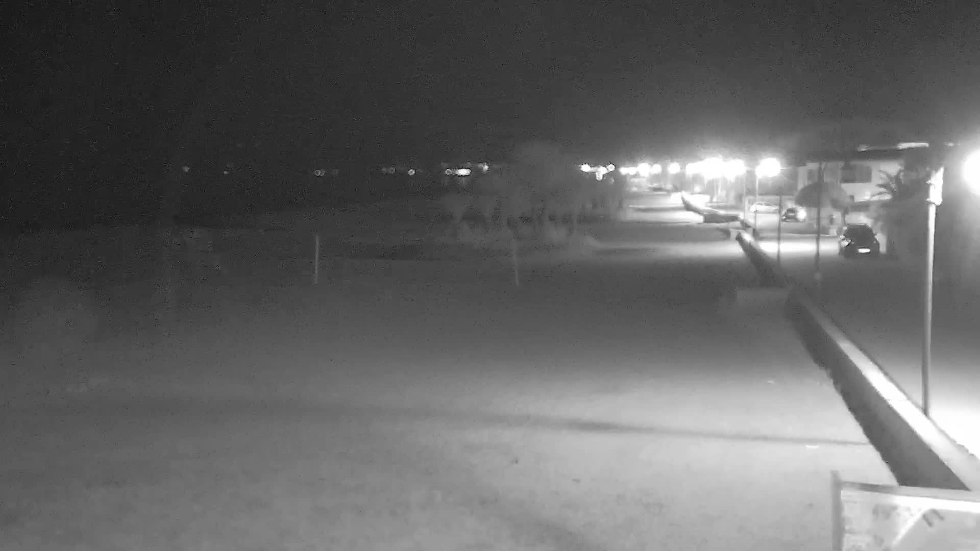 Hyeres, Plage de l'Ayguade Beach & Ayguade  Live Cam - Toulon, Var, Provence-Alpes-Cote d’Azur, France 