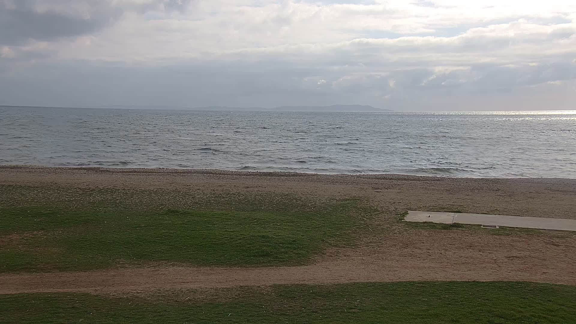 Hyeres, Plage de l'Ayguade Beach & Ayguade  Live Cam - Toulon, Var, Provence-Alpes-Cote d’Azur, France 