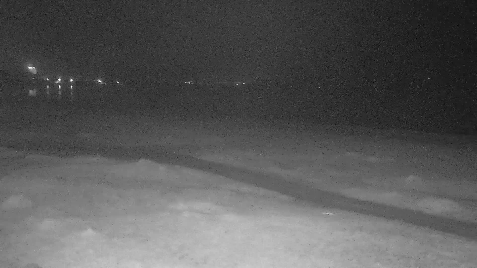 Hyeres, Plage de l'Ayguade Beach & Ayguade  Live Cam - Toulon, Var, Provence-Alpes-Cote d’Azur, France 