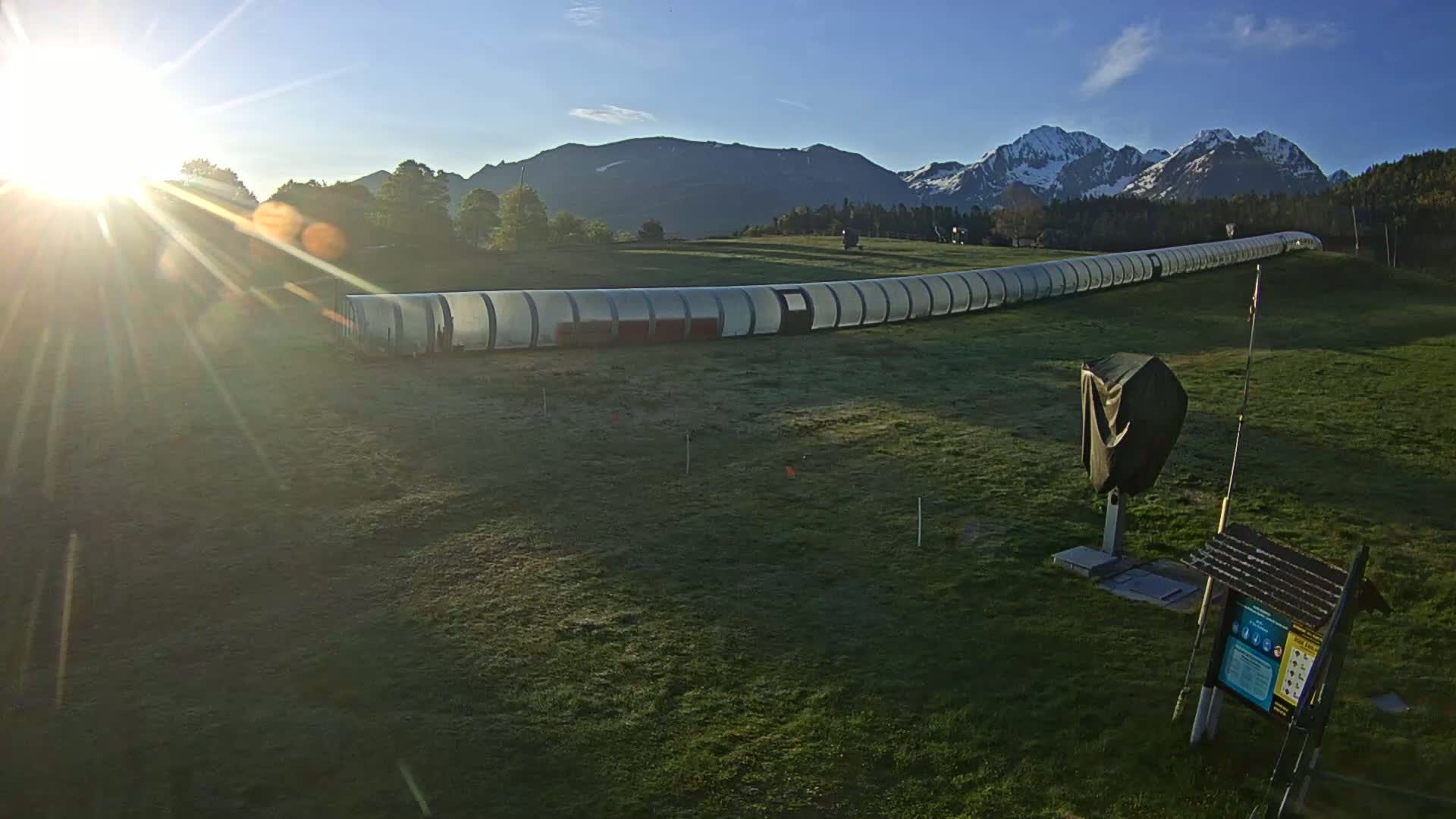 Loudenvielle, Val Louron Ski Center Live Cam - Bagnères-de-Bigorre, Hautes-Pyrenees, Occitanie, France