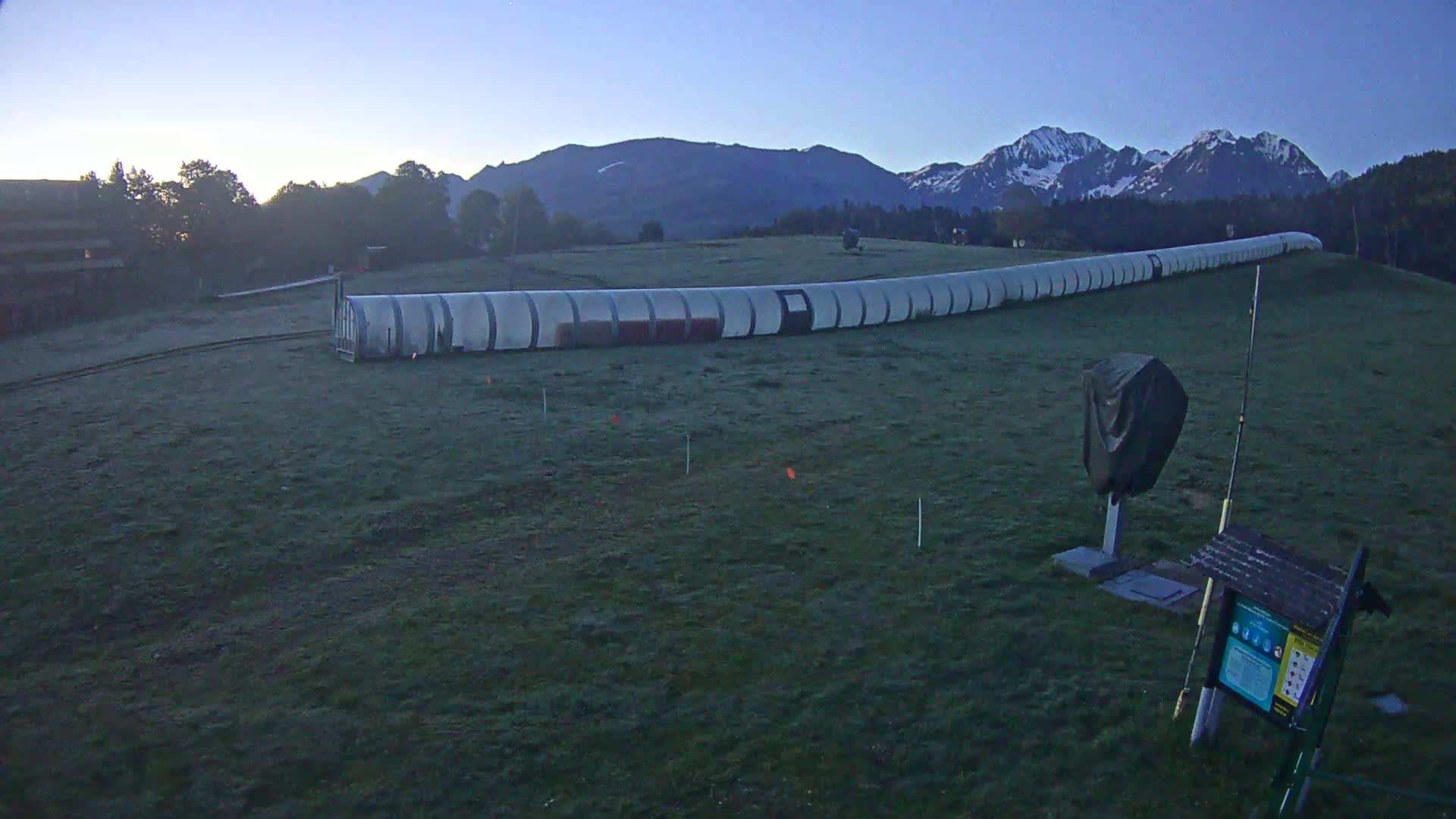 Loudenvielle, Val Louron Ski Center Live Cam - Bagnères-de-Bigorre, Hautes-Pyrenees, Occitanie, France