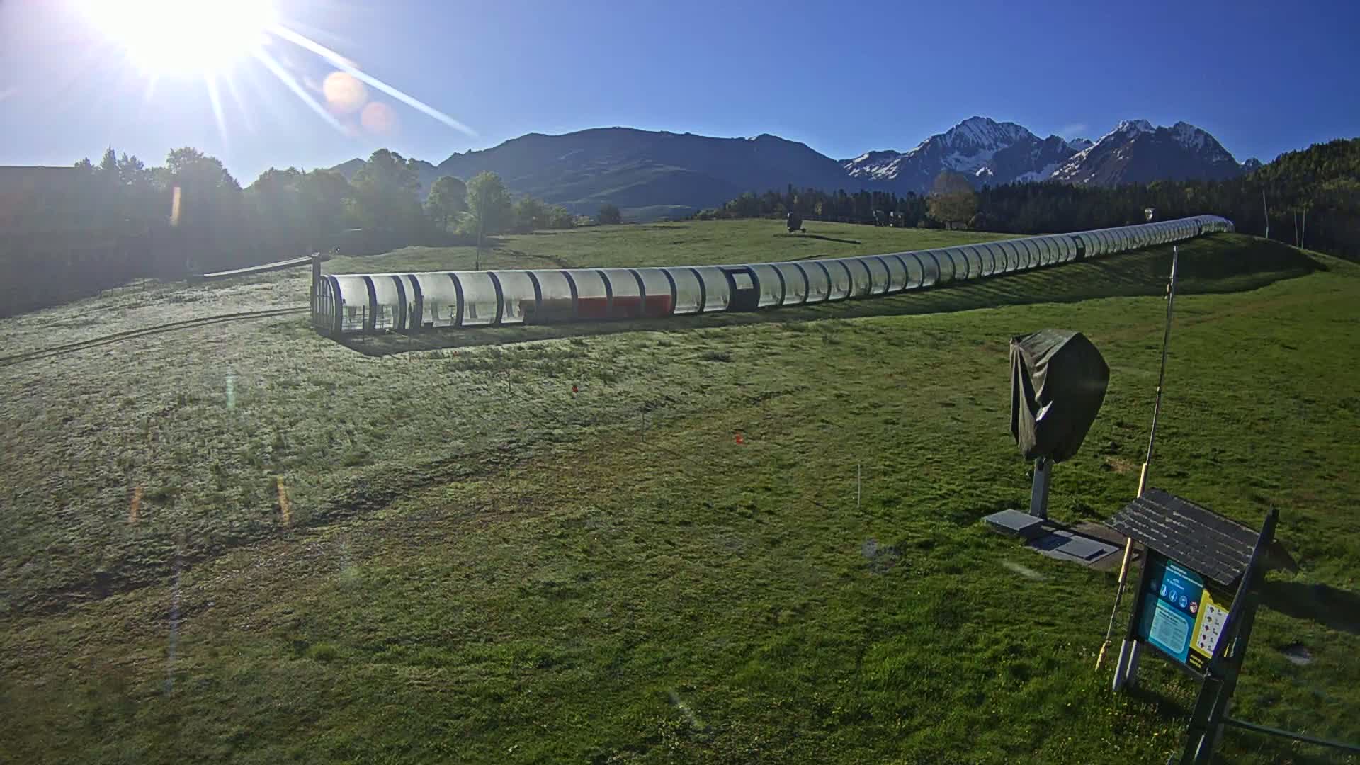 Loudenvielle, Val Louron Ski Center Live Cam - Bagnères-de-Bigorre, Hautes-Pyrenees, Occitanie, France