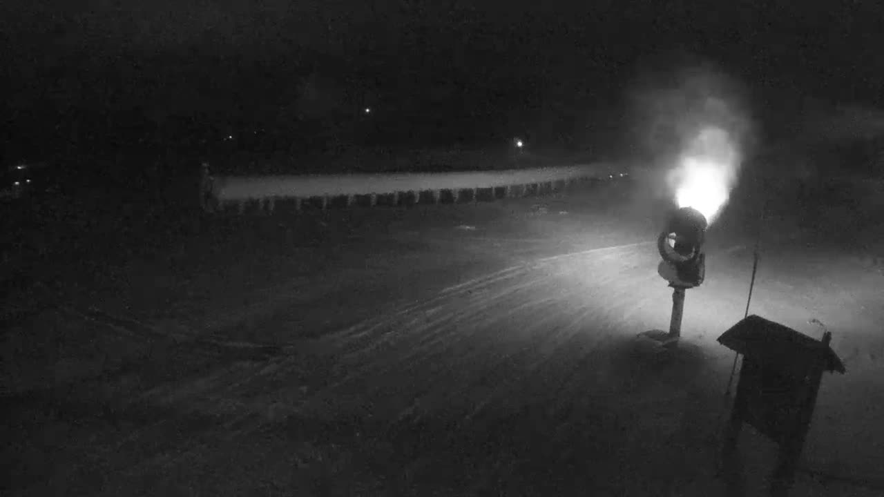 Loudenvielle, Val Louron Ski Center Live Cam - Bagnères-de-Bigorre, Hautes-Pyrenees, Occitanie, France