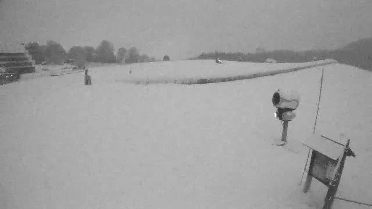 Loudenvielle, Val Louron Ski Center Live Cam - Bagnères-de-Bigorre, Hautes-Pyrenees, Occitanie, France