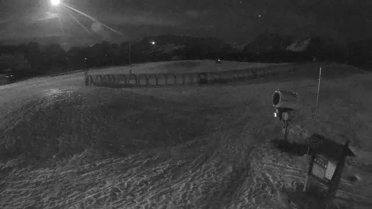 Loudenvielle, Val Louron Ski Center Live Cam - Bagnères-de-Bigorre, Hautes-Pyrenees, Occitanie, France