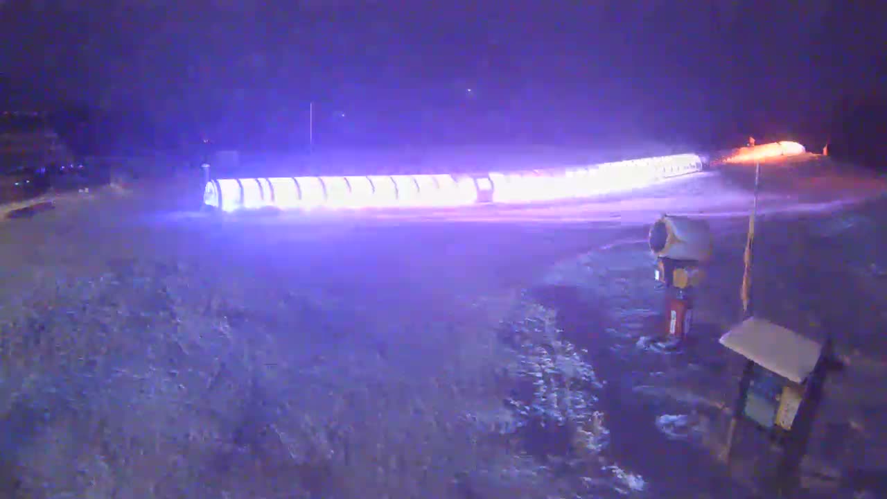 Loudenvielle, Val Louron Ski Center Live Cam - Bagnères-de-Bigorre, Hautes-Pyrenees, Occitanie, France