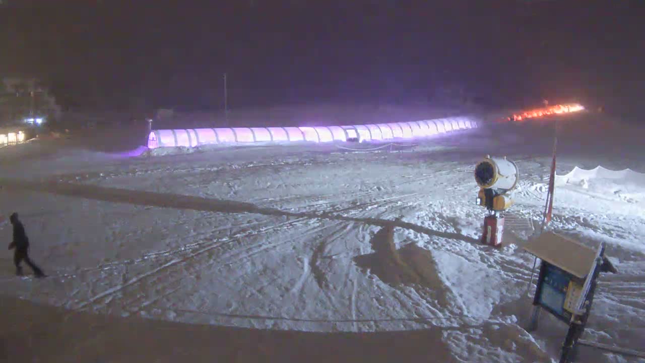 Loudenvielle, Val Louron Ski Center Live Cam - Bagnères-de-Bigorre, Hautes-Pyrenees, Occitanie, France