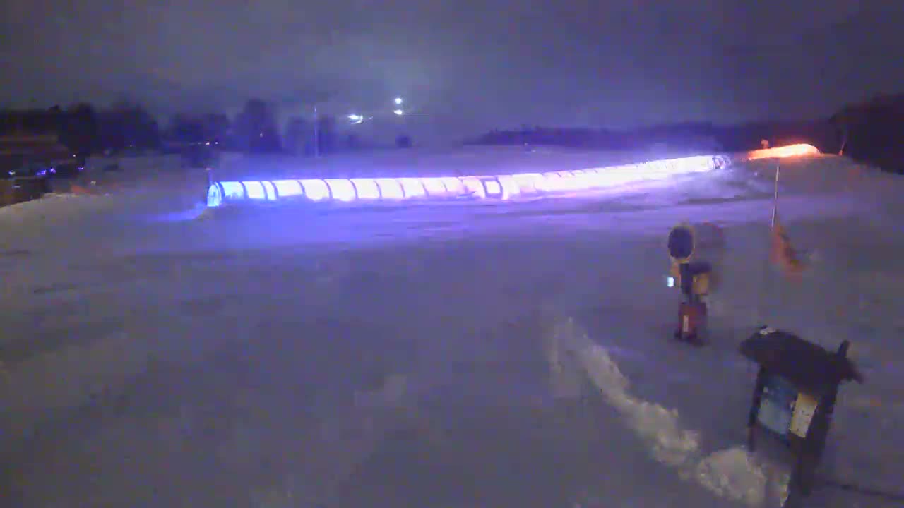 Loudenvielle, Val Louron Ski Center Live Cam - Bagnères-de-Bigorre, Hautes-Pyrenees, Occitanie, France