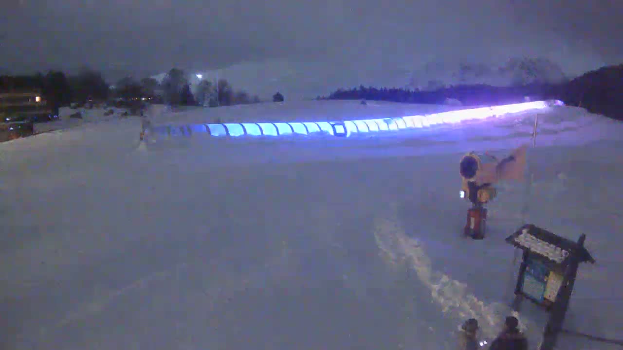 Loudenvielle, Val Louron Ski Center Live Cam - Bagnères-de-Bigorre, Hautes-Pyrenees, Occitanie, France