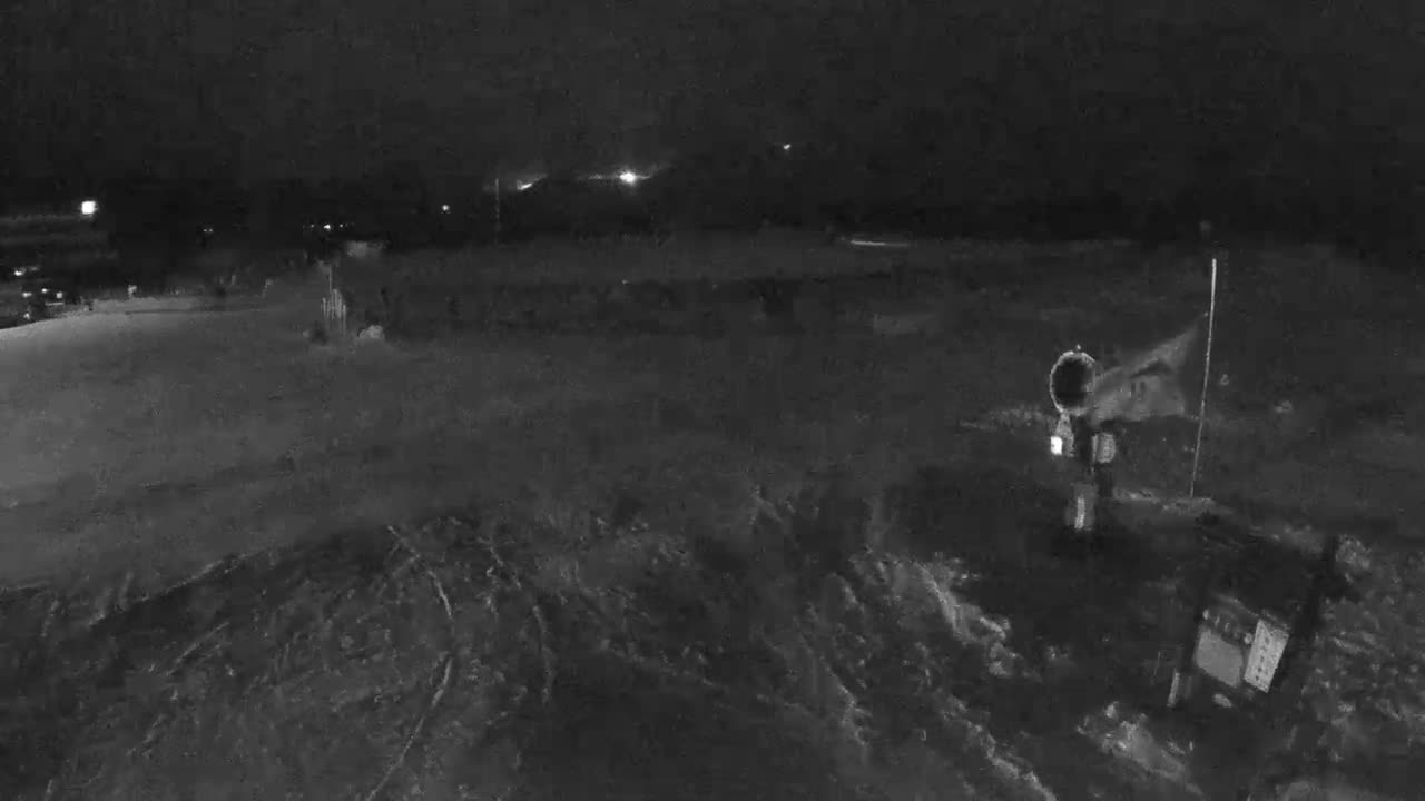 Loudenvielle, Val Louron Ski Center Live Cam - Bagnères-de-Bigorre, Hautes-Pyrenees, Occitanie, France
