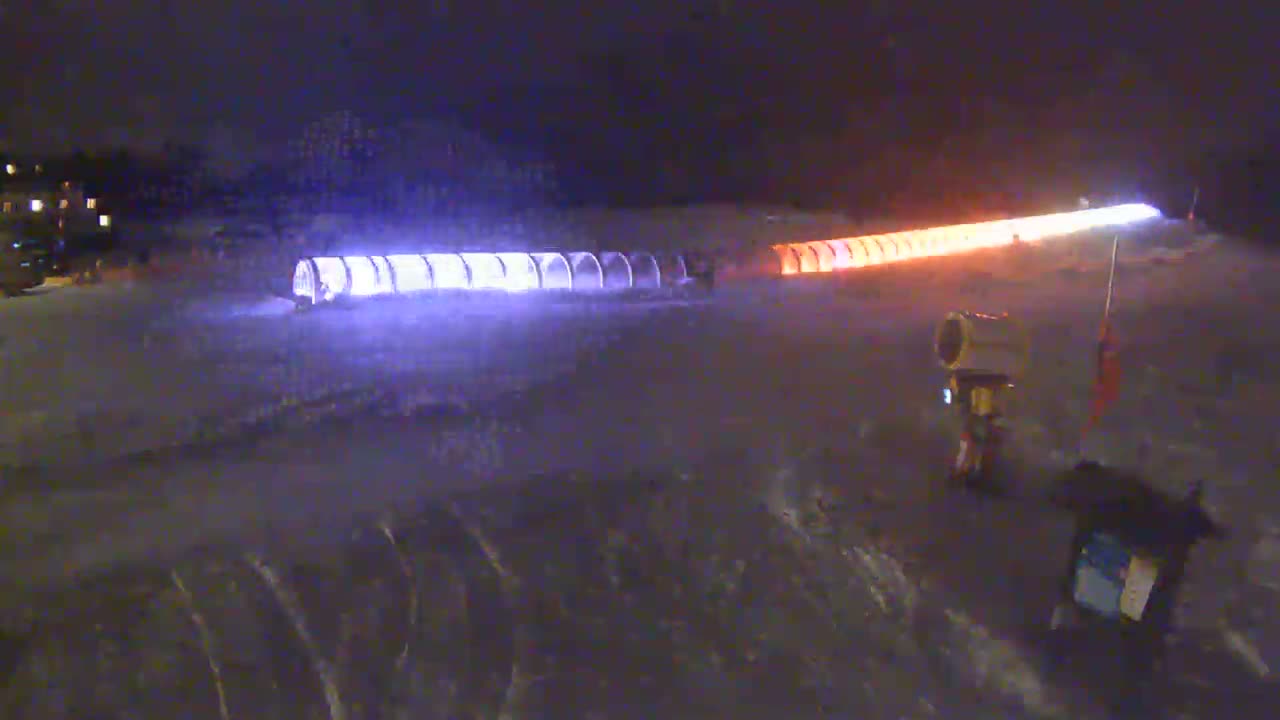 Loudenvielle, Val Louron Ski Center Live Cam - Bagnères-de-Bigorre, Hautes-Pyrenees, Occitanie, France