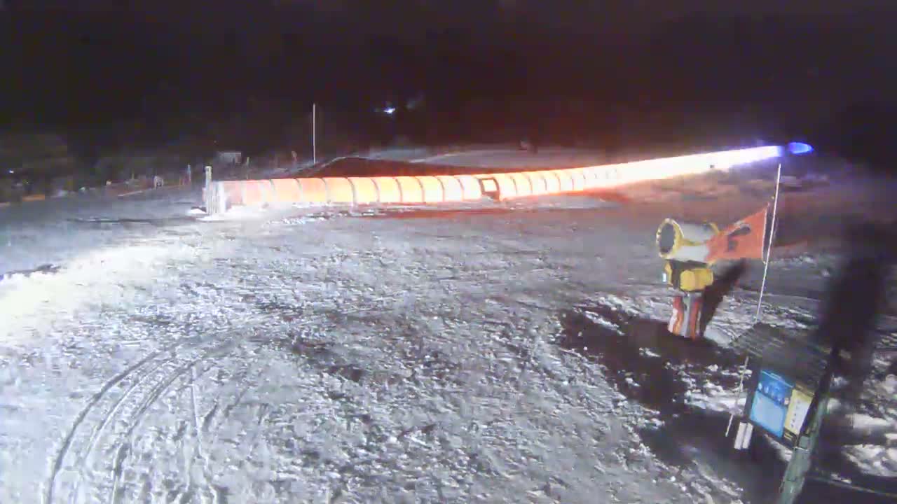 Loudenvielle, Val Louron Ski Center Live Cam - Bagnères-de-Bigorre, Hautes-Pyrenees, Occitanie, France