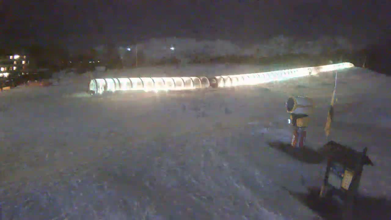 Loudenvielle, Val Louron Ski Center Live Cam - Bagnères-de-Bigorre, Hautes-Pyrenees, Occitanie, France