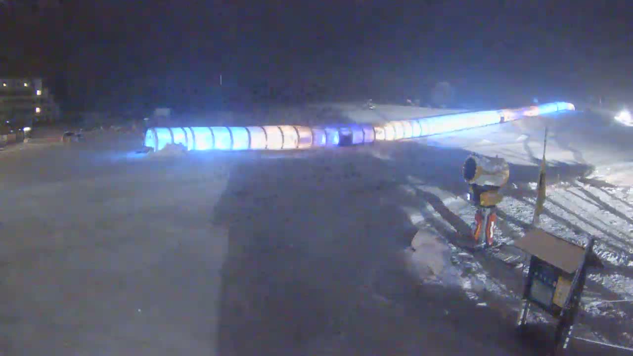 Loudenvielle, Val Louron Ski Center Live Cam - Bagnères-de-Bigorre, Hautes-Pyrenees, Occitanie, France