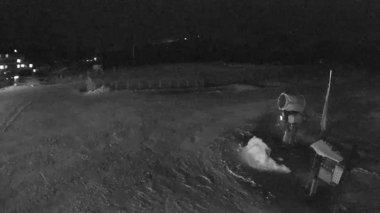 Loudenvielle, Val Louron Ski Center Live Cam - Bagnères-de-Bigorre, Hautes-Pyrenees, Occitanie, France