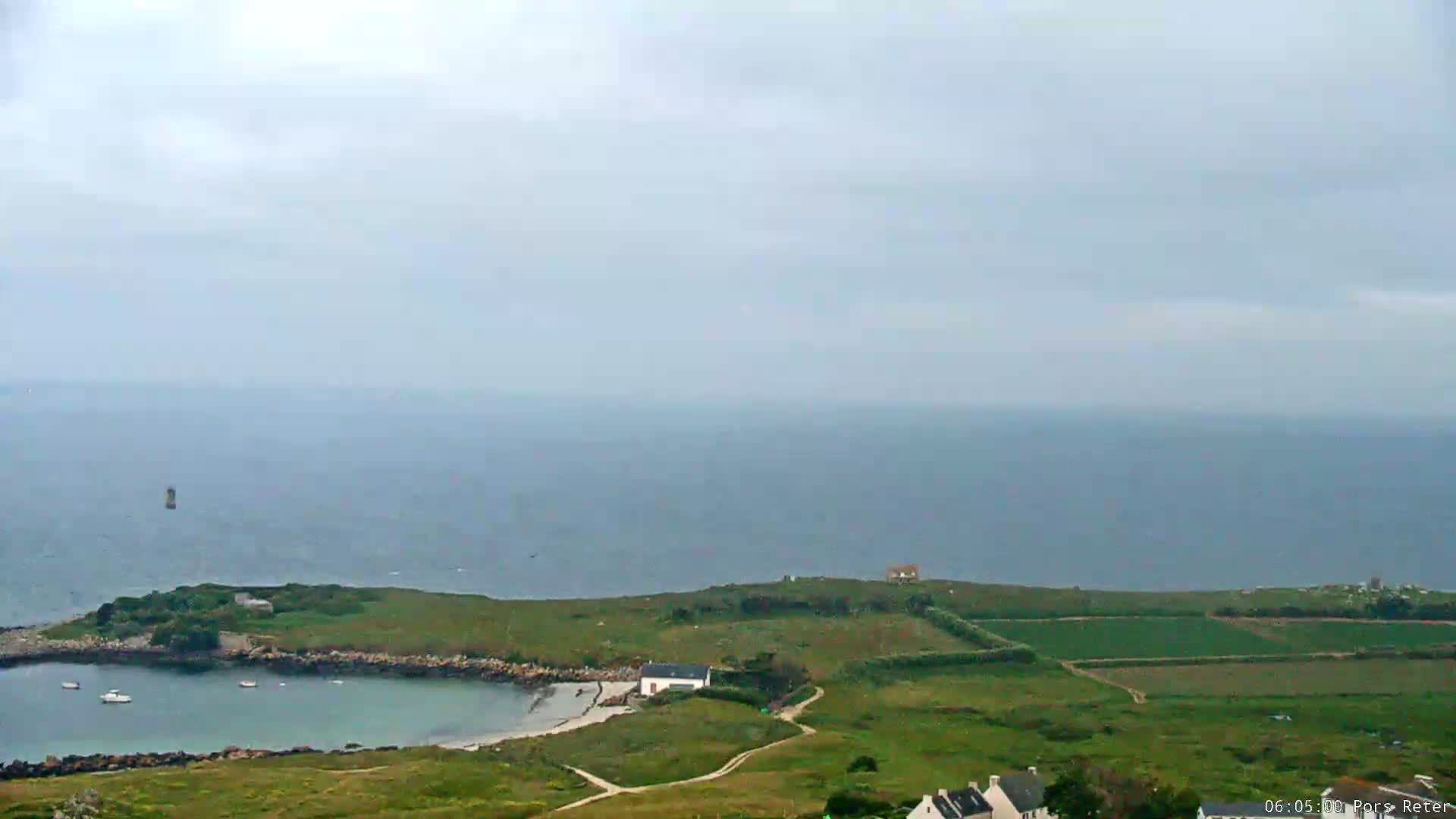 Ile de Batz Island & French Mainland Skyline View Live Cam - Morlaix, Finistère, Bretagne, France
